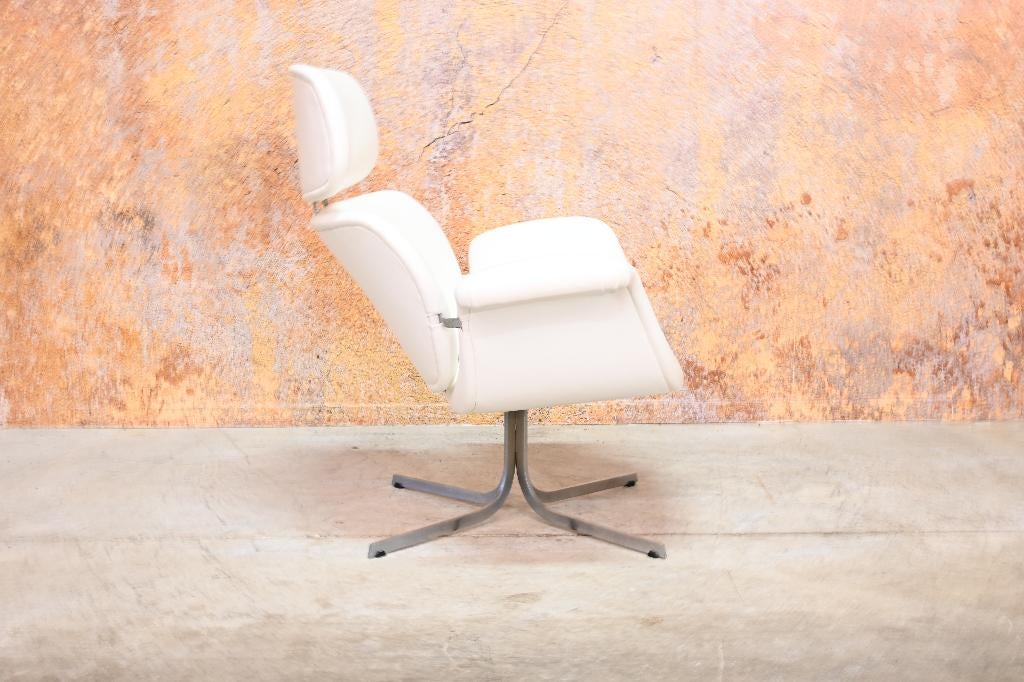 Als NIEUW witte leren Artifort Big Tulip design fauteuil, Artifort, 75 tot 100 cm, Ophalen of Verzenden, Zo goed als nieuw