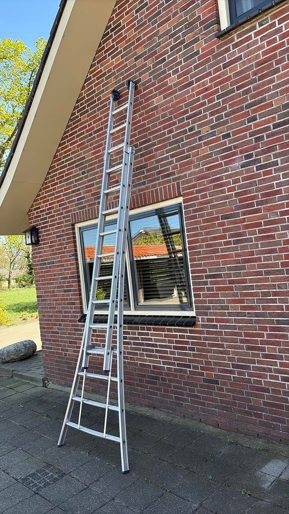 Ladder, Ophalen of Verzenden, Zo goed als nieuw, 4 meter of meer