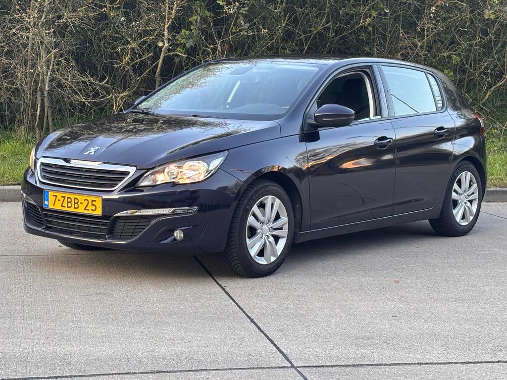 Peugeot 308 Trekhaak 1.2E-THP 130PK 5-D 2014 Blauw, Auto's, Peugeot, Particulier, Benzine, A, Hatchback, Handgeschakeld, Origineel Nederlands