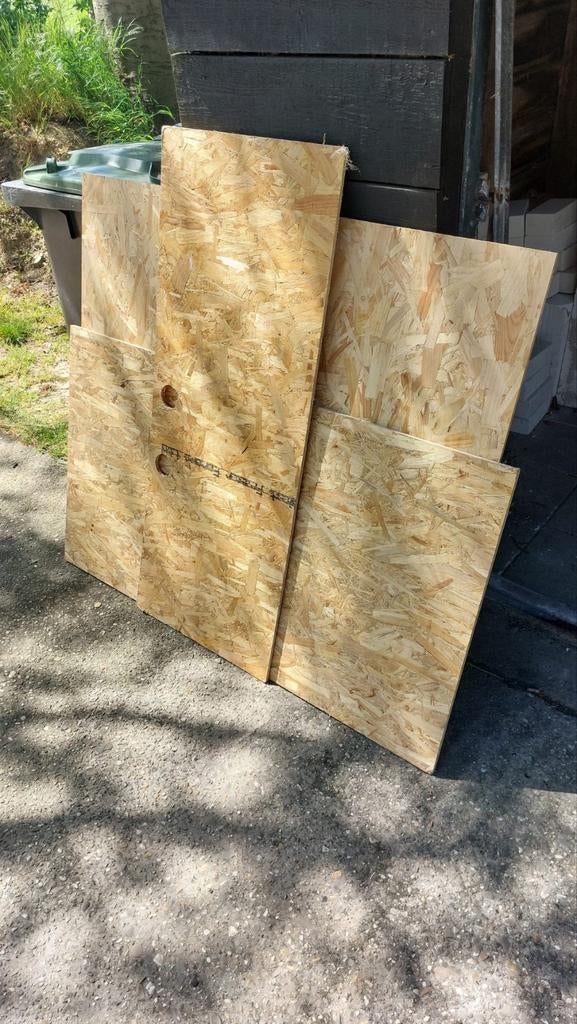 OSB platen, diverse afmetingen, grootste 110x122cm, Ophalen