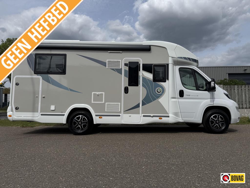 Prachtige Chausson Titanium VIP 788 Queensbed 9 tr automaat, Automaat, Fiat, Diesel, Luifel