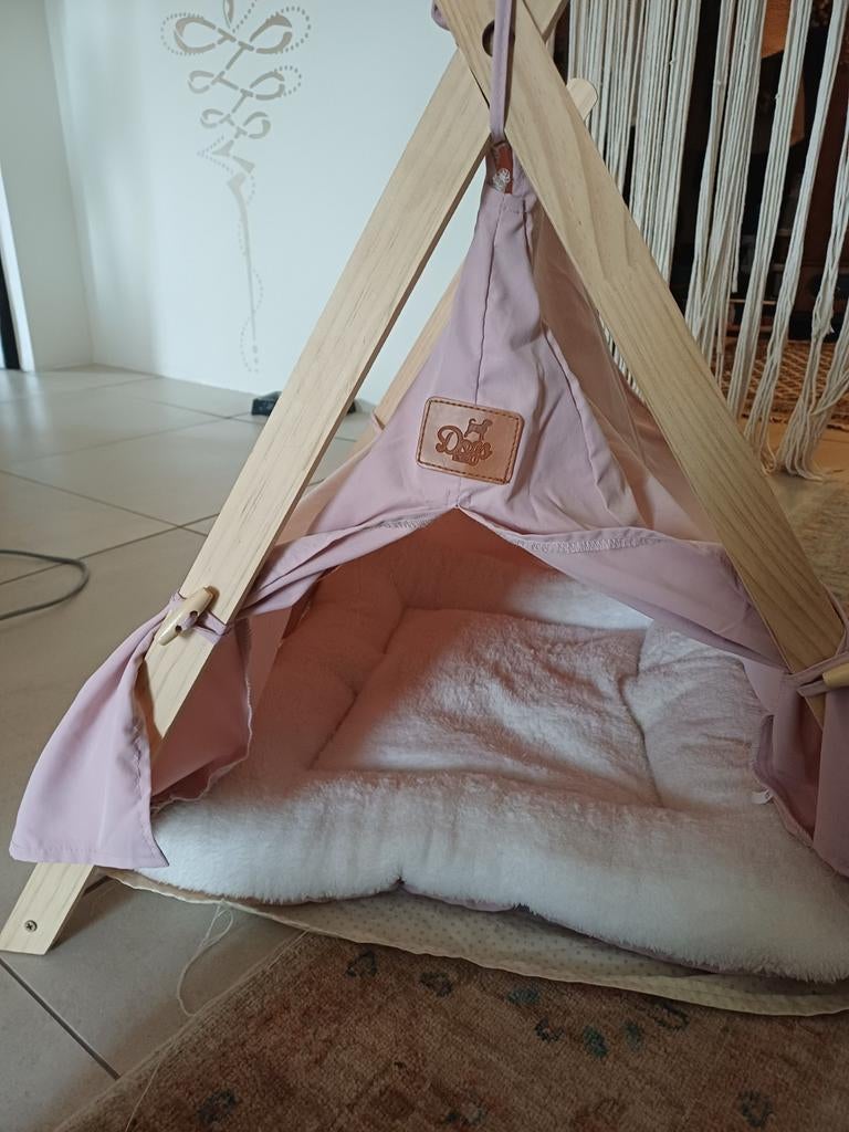 Kat of kleine hond tent, Ophalen, Riet