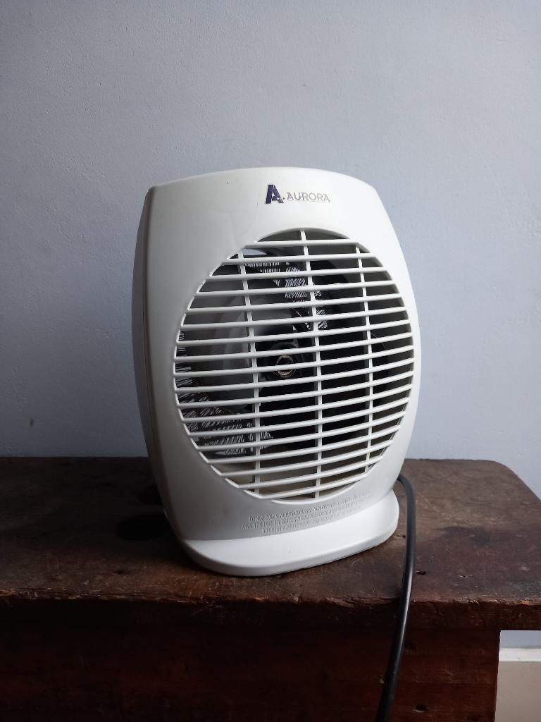 gratis verzenden leuke vintage kachel, heel stil warm + koud, Huis en Inrichting, Kachels, Ophalen of Verzenden, Elektrisch, Overige soorten