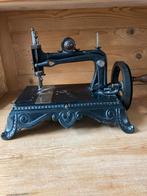 Brunonia 1880 Antieke Naaimachine - Historisch, Ophalen, Gebruikt, Naaimachine, Overige merken