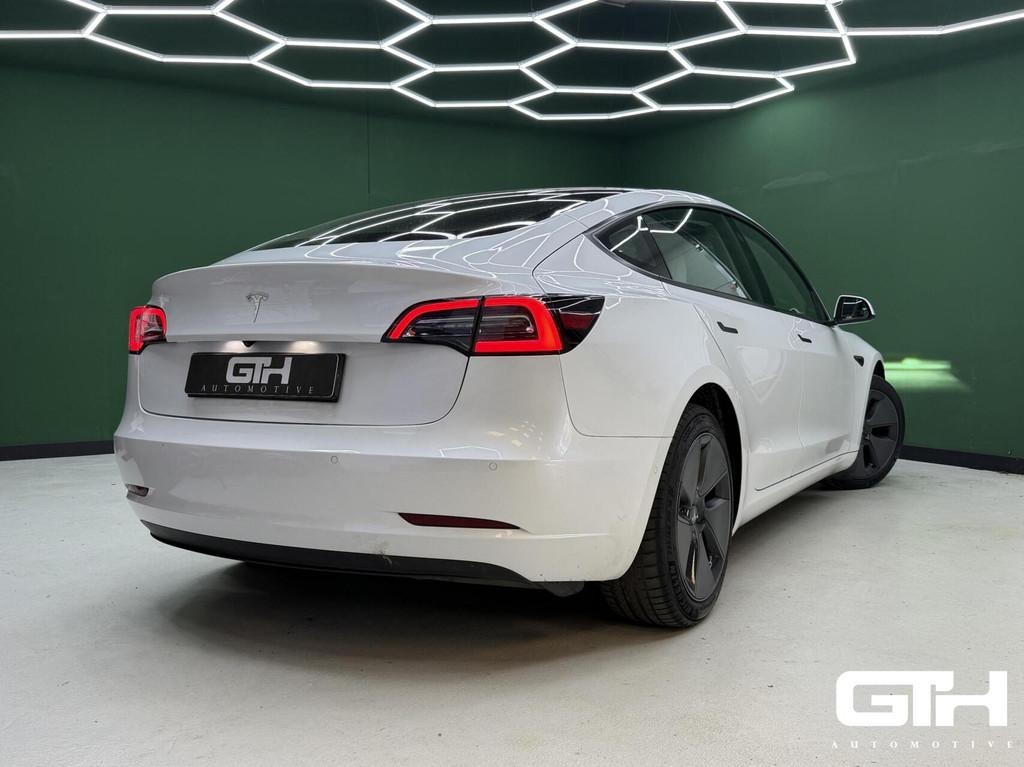 Tesla Model 3 Standard RWD Plus 60 kWh Autopilot | Leder, Auto's, Tesla, Automaat, 238 pk, Achterwielaandrijving, Navigatiesysteem