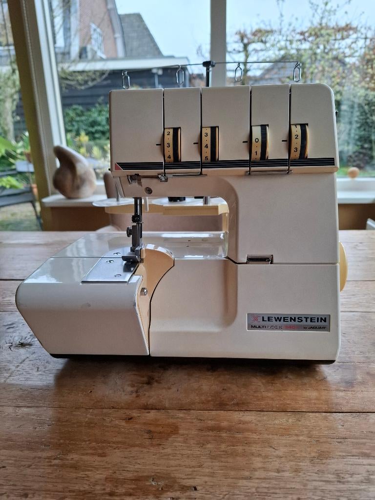 lockmachine, Ophalen, Gebruikt, Garen of Naald(en)