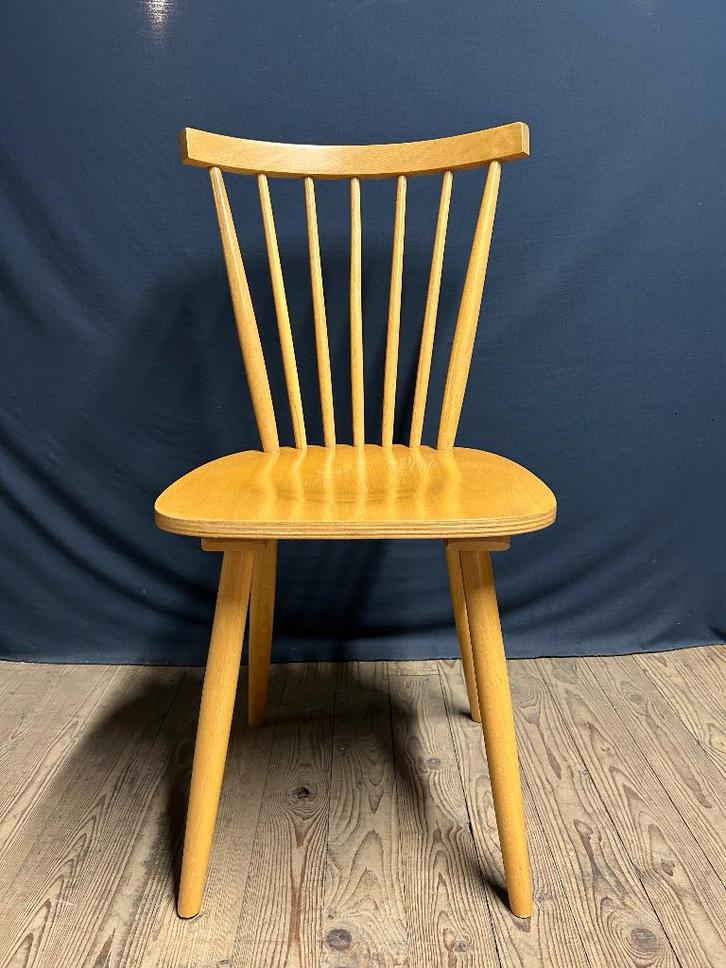 Vintage houten Spijlenstoel, Huis en Inrichting, Stoelen, Gebruikt, Eén, Hout, Bruin, Ophalen