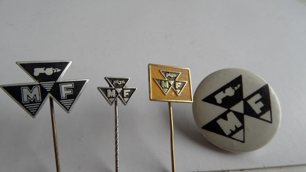 Massey Ferguson oldtimertractor spelden 4 x, Verzenden, Gebruikt, Merk, Speldje of Pin