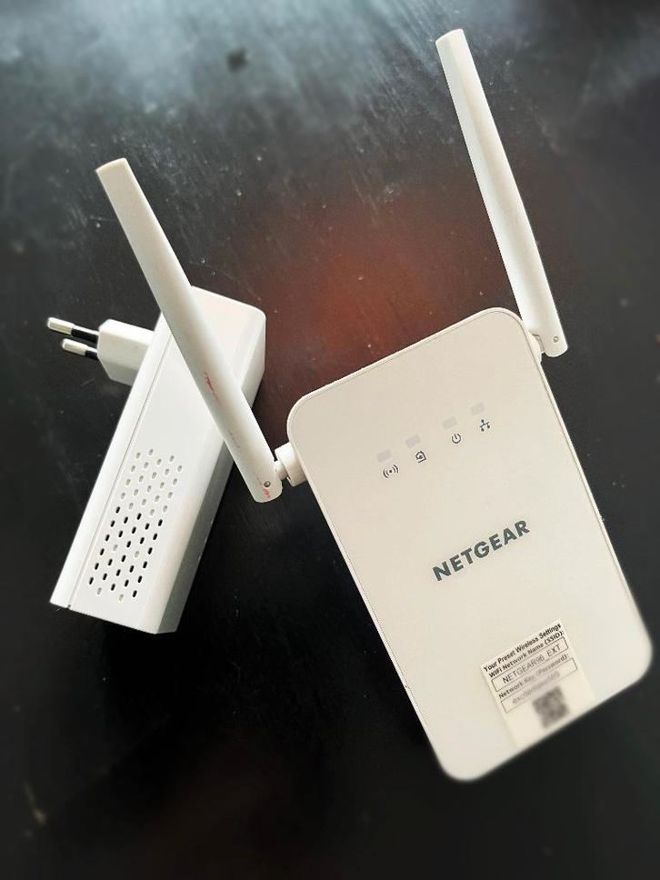 Netgear Powerline Extender, 1000 Mbps1 Extender, Computers en Software, WiFi-versterkers, Zo goed als nieuw, Ophalen of Verzenden