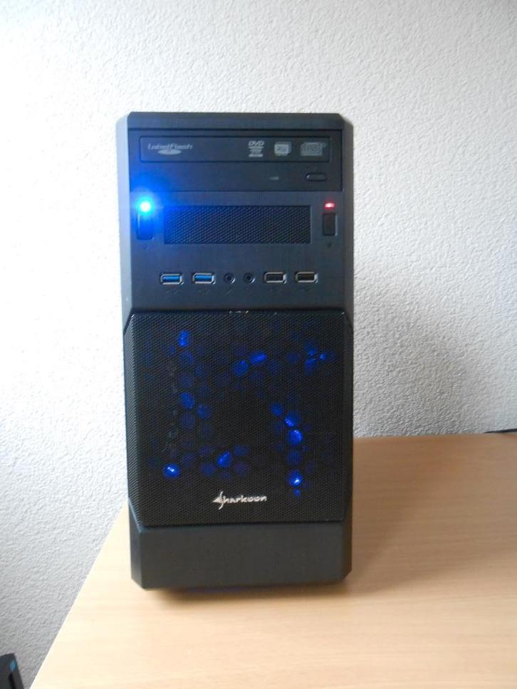 Ryzen 3 / Budged game pc, Computers en Software, Desktop Pc's, Gebruikt, 3 tot 4 Ghz, SSD, 8 GB, Gaming, Ophalen
