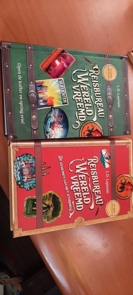 L.D. Lapinski - Reisbureau Wereldvreemd, Boeken, Ophalen of Verzenden, Zo goed als nieuw, L.D. Lapinski