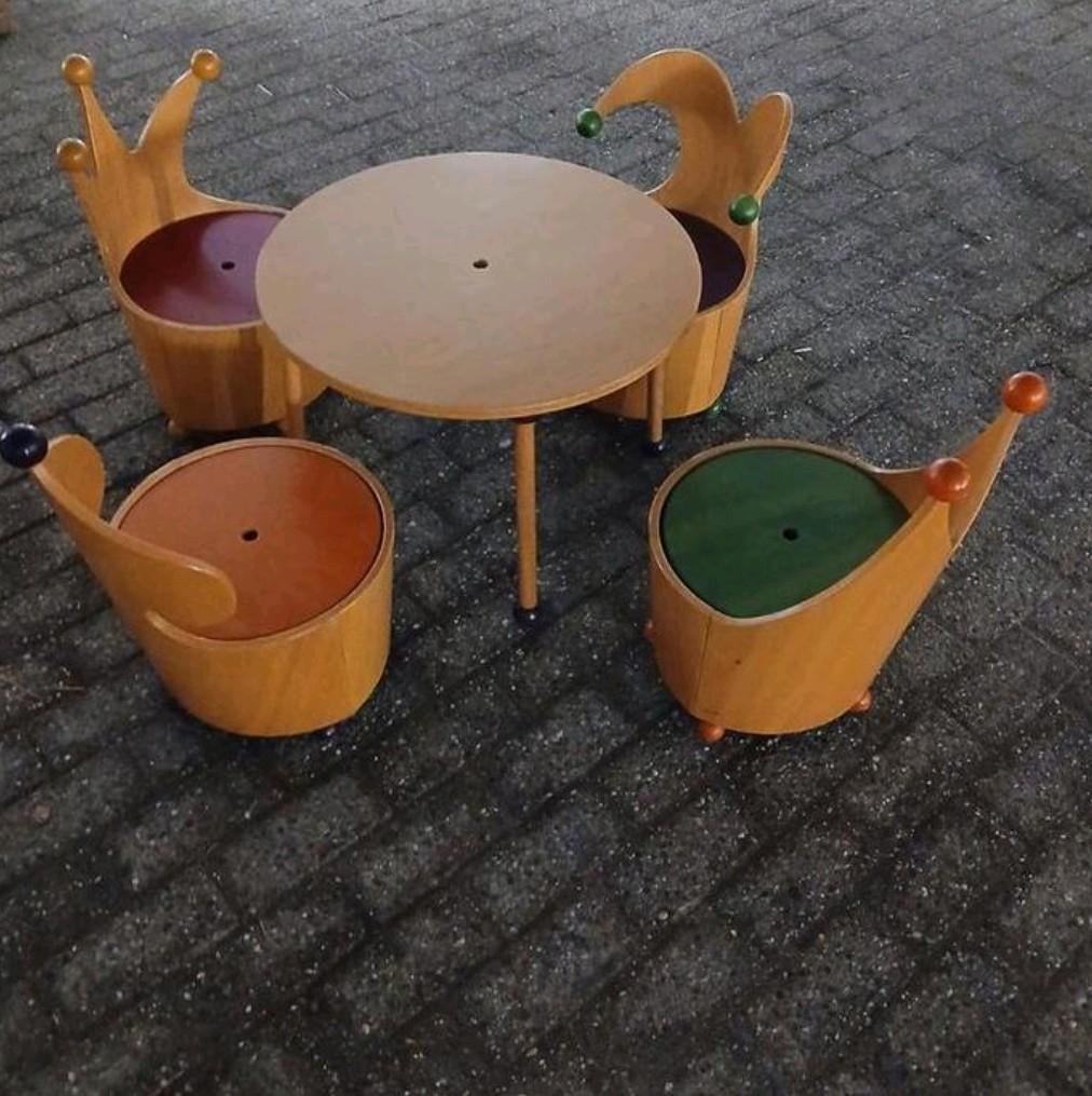 Droomfabriek kinder tafeltje met stoelen, Ophalen, Zo goed als nieuw, Tafel(s) en Stoel(en)