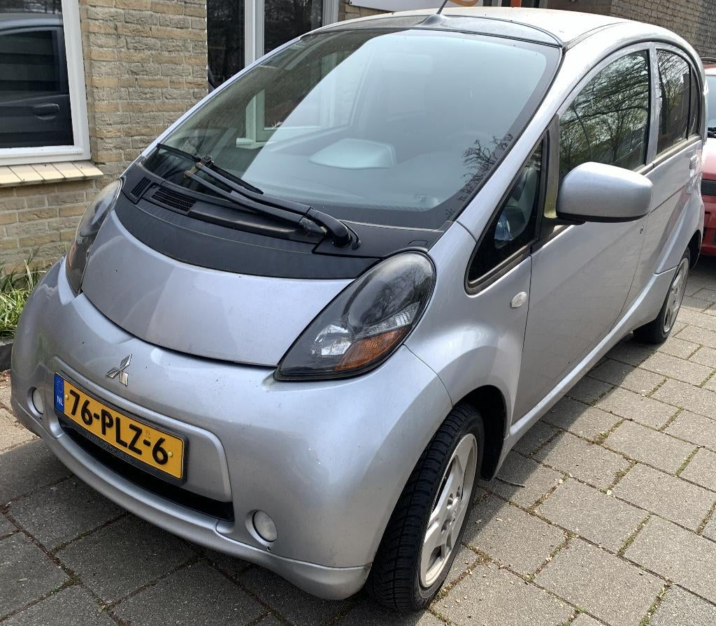 Mitsubishi i-MiEV 2011 Grijs, Auto's, Automaat, 37 €/maand, 4 stoelen, Origineel Nederlands