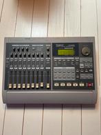Roland VS-880 Digital Studio Workstation, Ophalen of Verzenden, Gebruikt, 5 tot 10 kanalen, Microfooningang