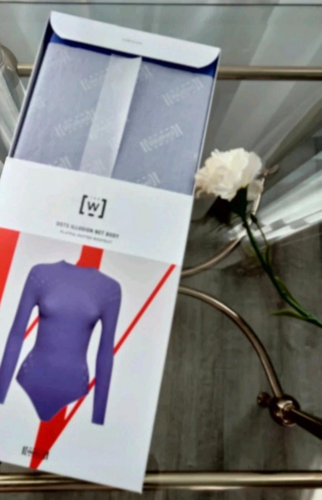 Wolford Paarse body met lange mouwen, Maat 38/40 (M), Paars, Nieuw, Ophalen of Verzenden