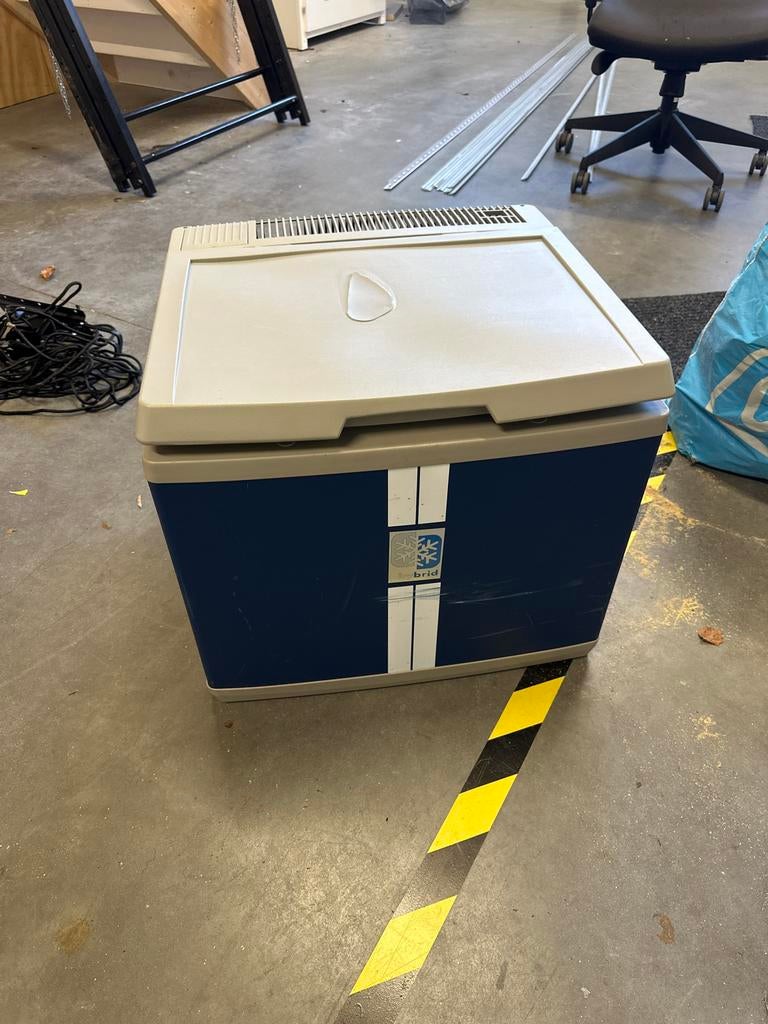 Mobicool B40, Caravans en Kamperen, Koelboxen, Zo goed als nieuw, Elektrisch, Ophalen