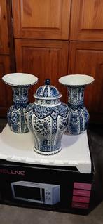 Delfts blauwe vazen Royal Sphinx by Boch, Antiek en Kunst, Antiek | Vazen, Ophalen of Verzenden