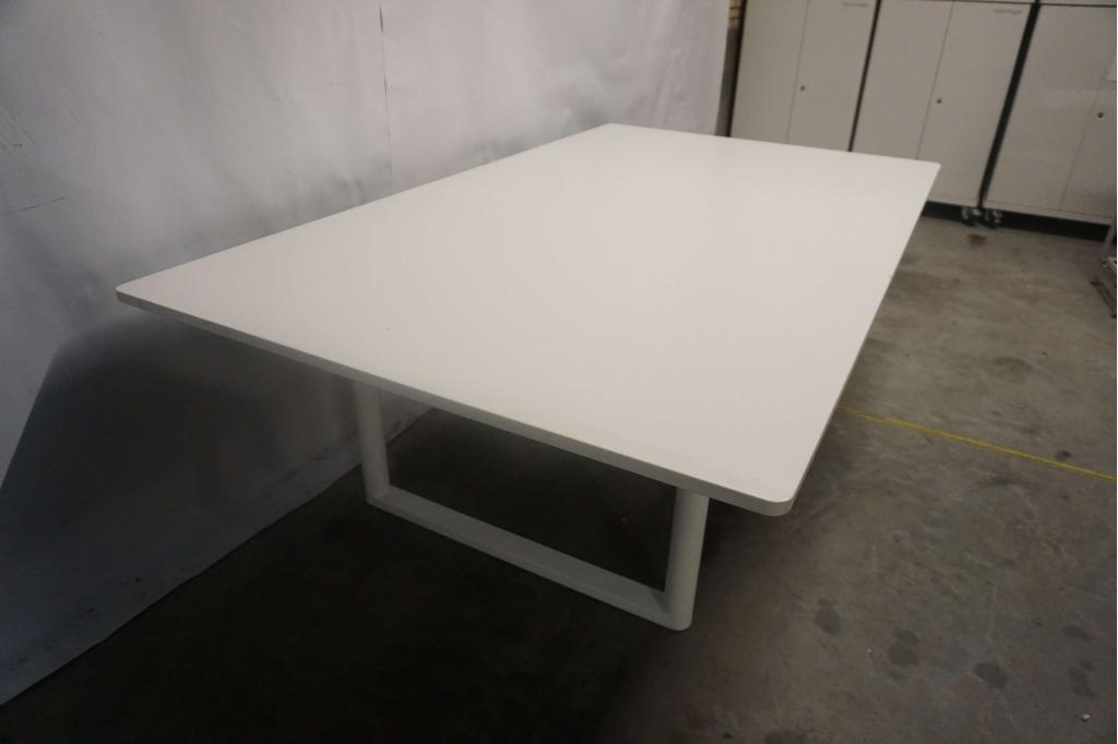 Grote vitra vergadertafel tafel | 240x140, Niet ingevuld, Gebruikt, Receptie of Entree, Niet ingevuld