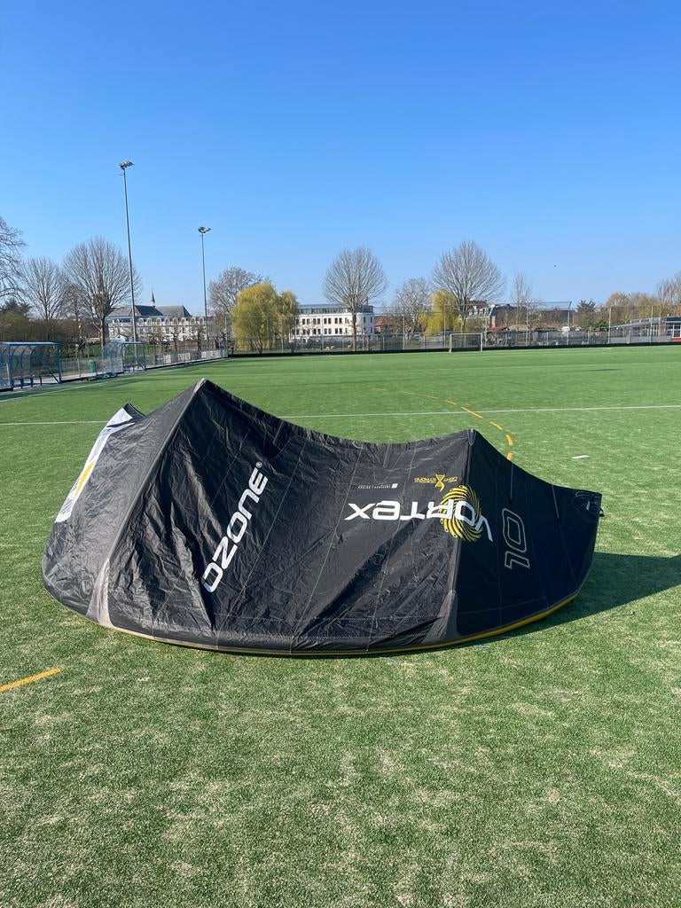 Ozone Vortex 10m Aluula kite, Watersport en Boten, Gebruikt, 10 m², Geen board, Ophalen of Verzenden