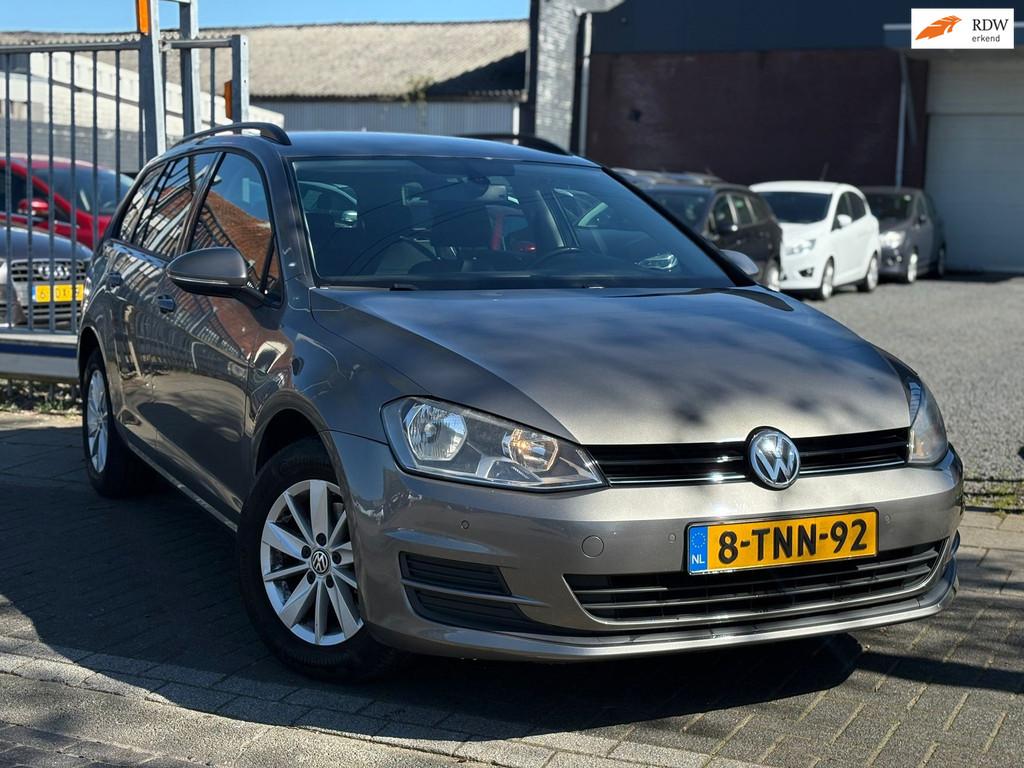 Volkswagen Golf 1.6 TDI Comfortline BlueMotion | Navigatie |, Auto's, Euro 5, Stof, Gebruikt, 4 cilinders