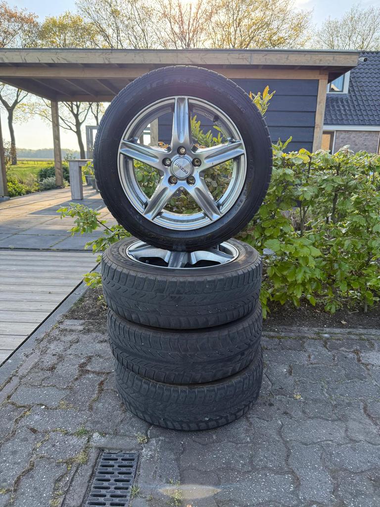 Volkswagen polo 6R wielen / velgen 5x100, Auto-onderdelen, Banden en Velgen, Ophalen, Gebruikt, 15 inch, Banden en Velgen