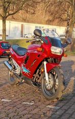 Ruilen met trabant, prachtige Suzuki GSX-F 750 gsx750f, Auto's, Oldtimers, Particulier, Rood, Achterwielaandrijving, 750 cc