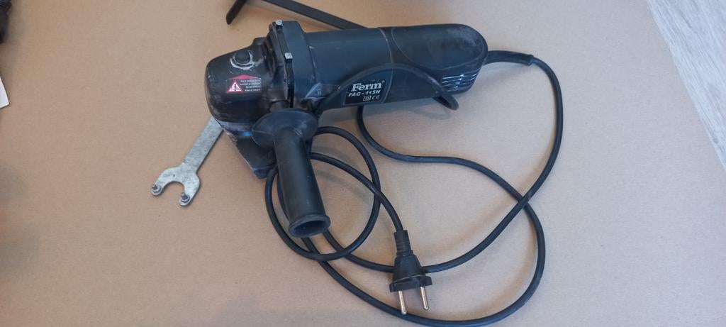 Te koop slijptol., Doe-het-zelf en Verbouw, Gereedschap | Slijpmachines, Ophalen, 1000 watt of meer, Haakse handslijpmachine