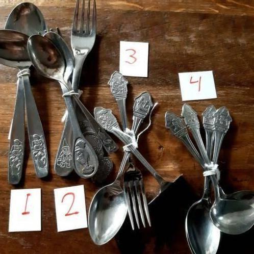 kinderbestekjes nieuw en vintage veel delen, Kinderen en Baby's, Babyvoeding en Toebehoren, Zo goed als nieuw, Overige typen, Ophalen of Verzenden