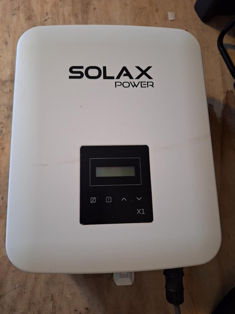 Solax Power X1-3.6-T-D(L) Omvormer - Zo goed als nieuw, Doe-het-zelf en Verbouw, Zonnepanelen en Toebehoren, Ophalen, Zo goed als nieuw
