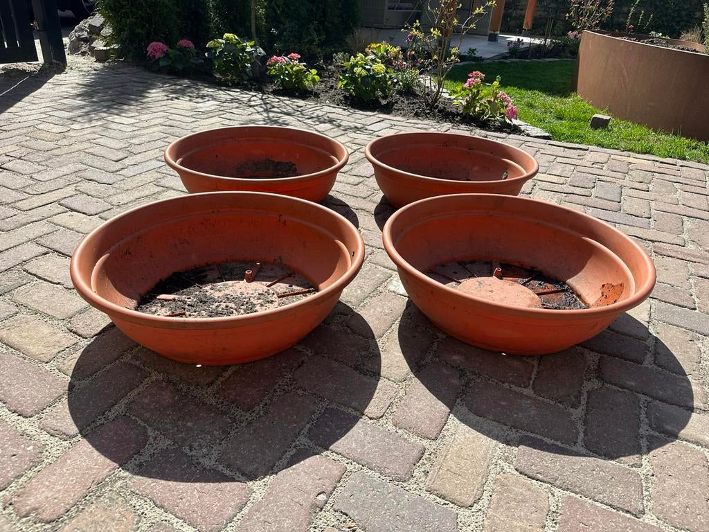4 kunststof terracotta bloembakken, Ophalen, Kunststof, Minder dan 30 cm, Rond