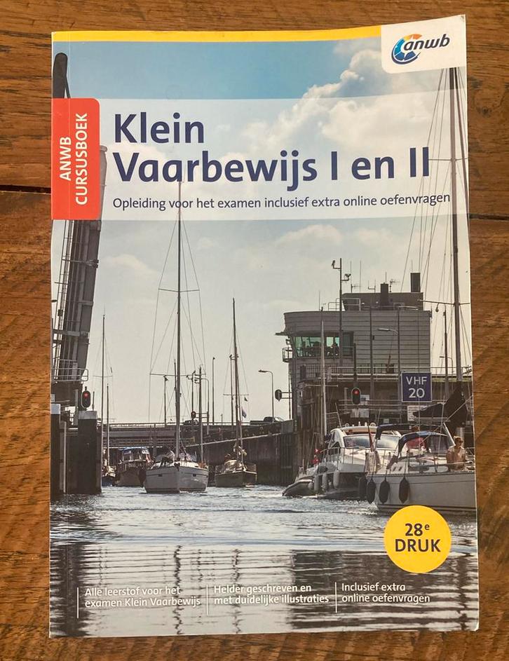 Eelco Piena - ANWB Cursusboek Klein Vaarbewijs I en II, Boeken, Sportboeken, Zo goed als nieuw, Watersport en Hengelsport, Ophalen of Verzenden