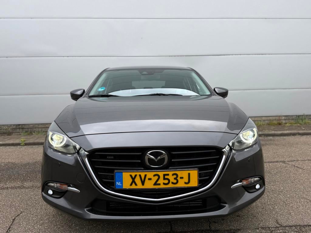 Mazda 3 2.2 SkyActiv-D 150 GT-M (bj 2019) XENON|HuD|LEER|BTW, Auto's, Mazda, Voorwielaandrijving, Gebruikt, 4 cilinders, 150 pk