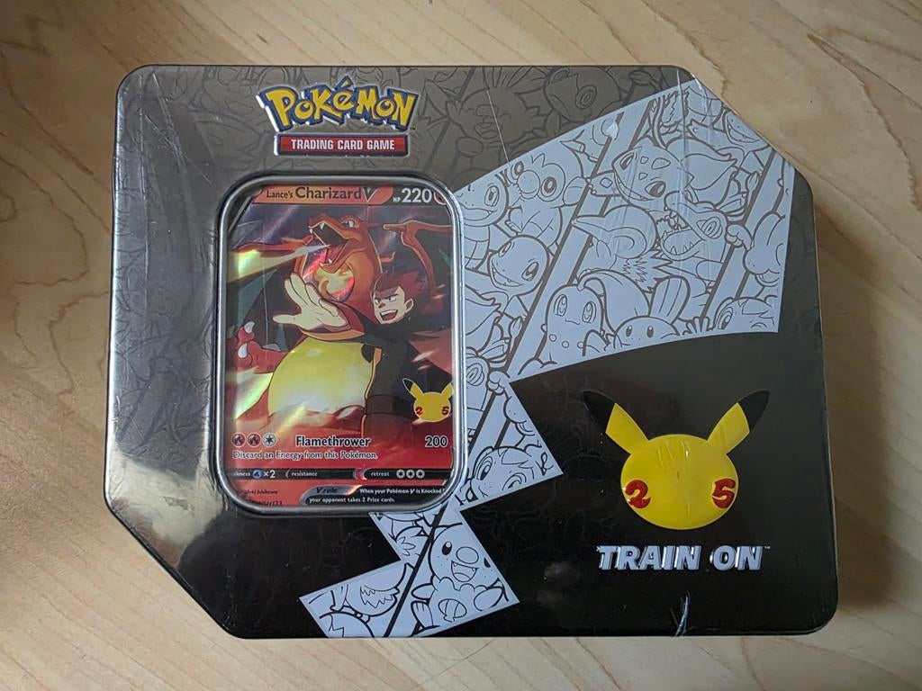 Pokemon celebrations lances charizard big tin collection, Ophalen of Verzenden, Nieuw, Boosterbox