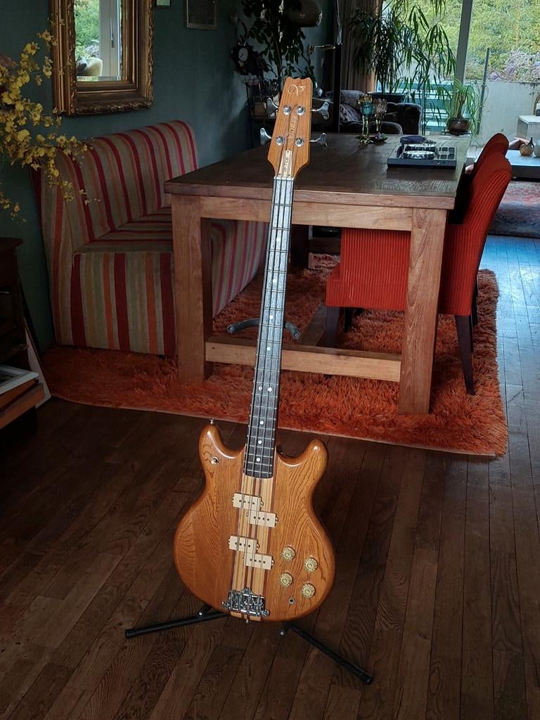 VANTAGE VP-710B Basgitaar, Muziek en Instrumenten, Ophalen, Gebruikt