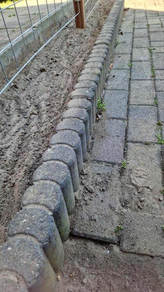 Opsluitbandjes voor tuin, Ophalen