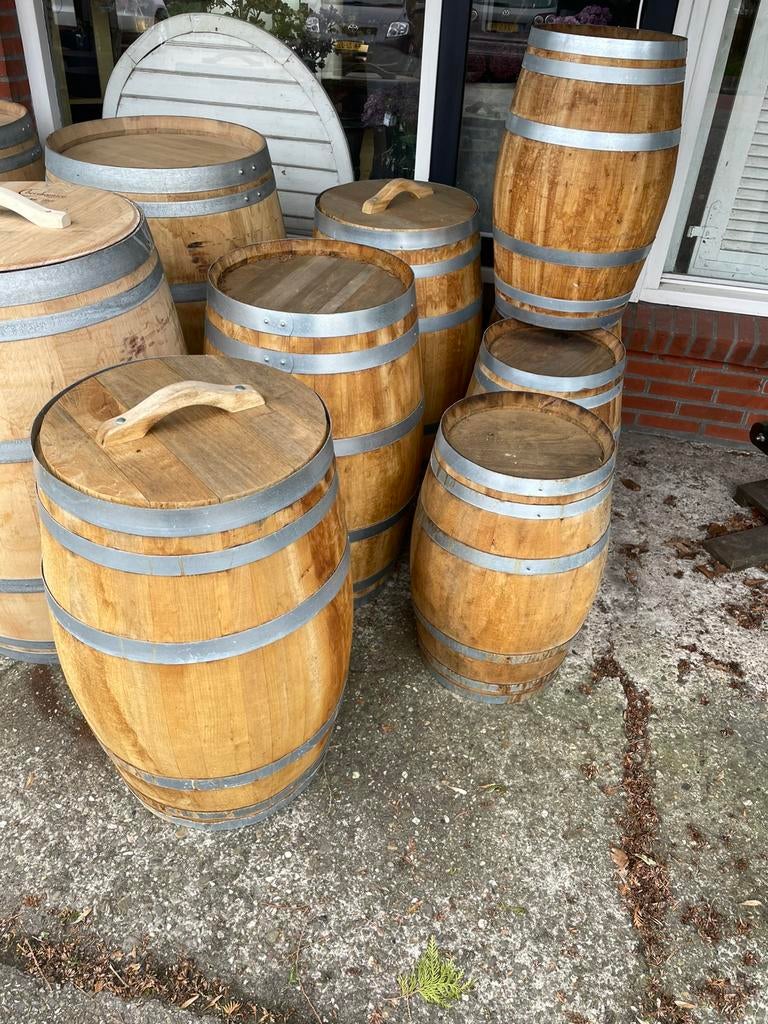 Wijnvaten/regentonnen, Ophalen, 150 liter of meer, ., Zo goed als nieuw