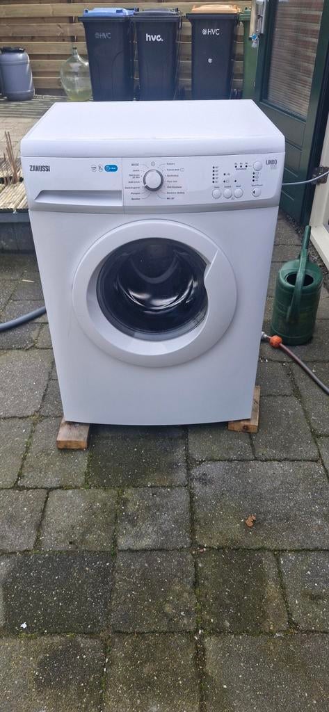 2x zanussi wasmachine / lindo / bezorgen / gereinigd, Ophalen of Verzenden, Zo goed als nieuw, 85 tot 90 cm, 1200 tot 1600 toeren