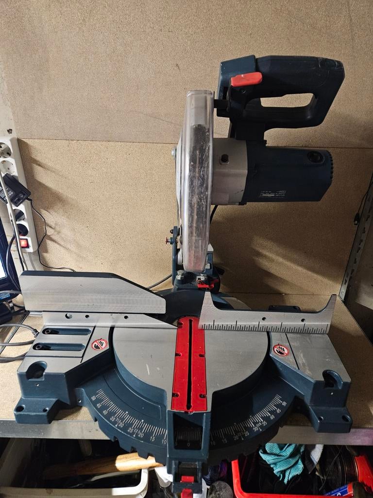 Bosch GCM 12 Afkortzaag, Ophalen