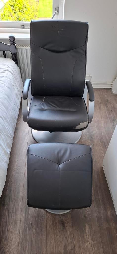 Ligstoel met voetensteun, Ophalen