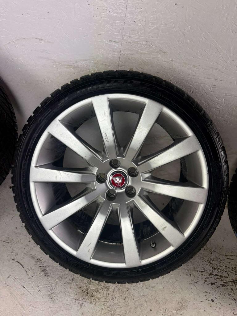 Originele Jaguar S-Type F-Type velgen 19" 5x108 winter XF XK, Gebruikt, 275 mm, Banden en Velgen, Niet ingevuld