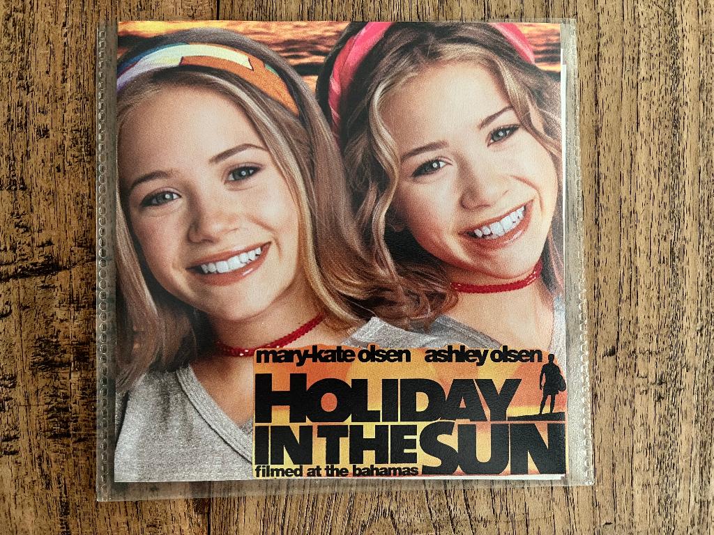 DVD Holiday In The Sun, Alle leeftijden, Ophalen of Verzenden, Zo goed als nieuw, Komedie