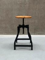 Industriële houten, verstelbare metalen kruk, Huis en Inrichting, Barkrukken, In hoogte verstelbaar, 60 tot 90 cm, Ophalen of Verzenden