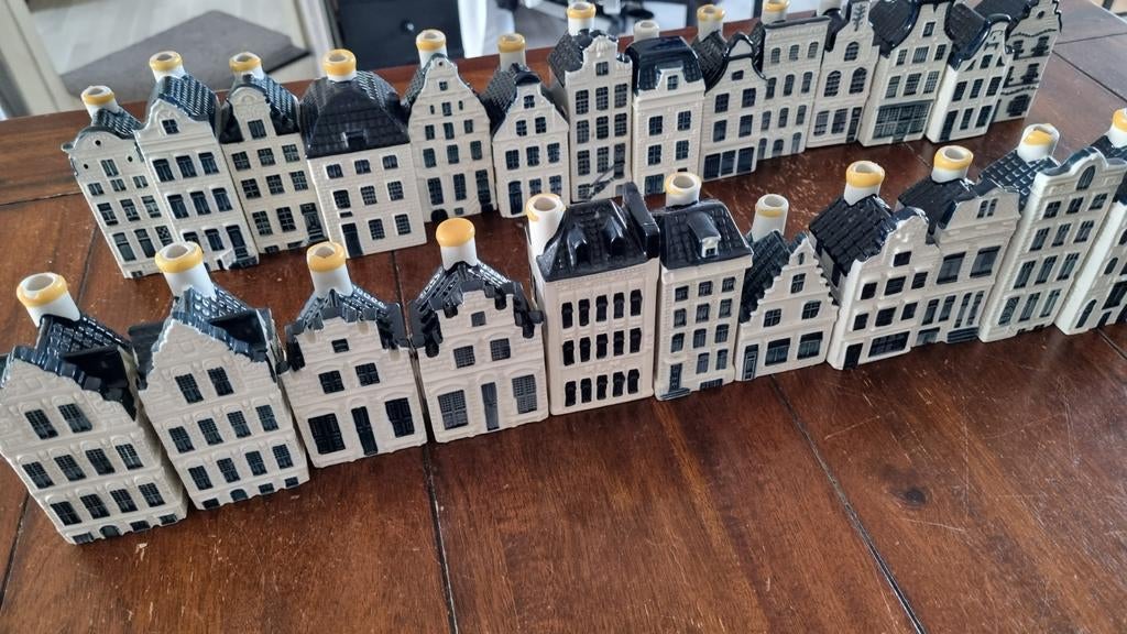 KLM huisjes leeg - 25 stuks, Ophalen of Verzenden, Gebruikt, 1 t/m 20