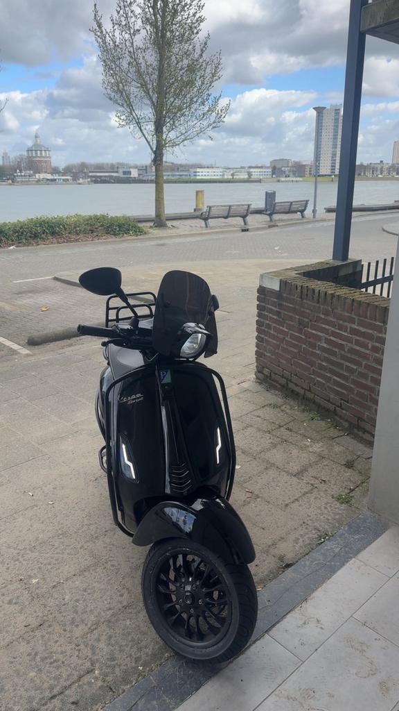 Piaggio Vespa Sprint 2015 80cc 4T 2v, Fietsen en Brommers, Brommers | Vespa, Zo goed als nieuw, Overige modellen, Maximaal 45 km/u