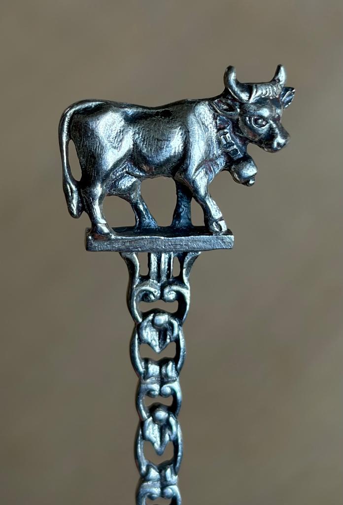 Theelepel koe met bel  zilver 800 silta, Ophalen of Verzenden