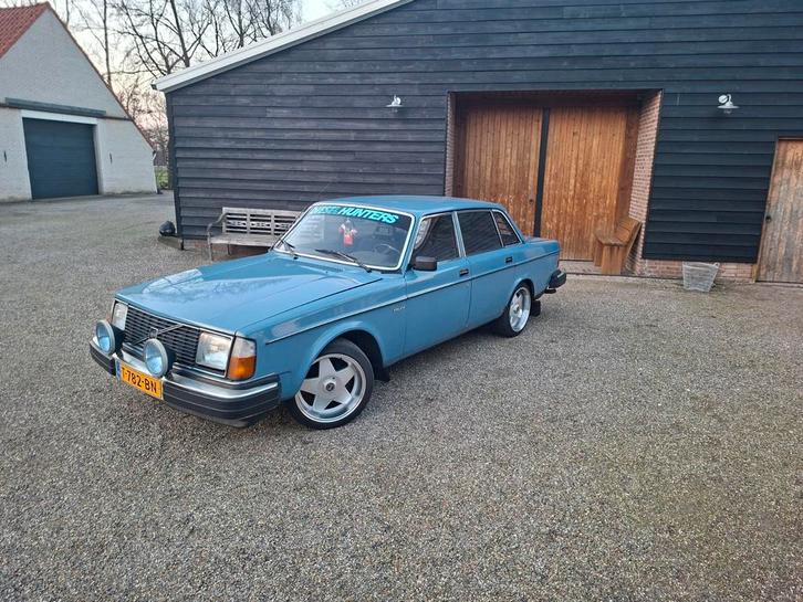 Volvo 244 diesel belastingvrij 1980 nw apk 242-240, Auto's, Oldtimers, Particulier, Diesel, Sedan, Handgeschakeld, Geïmporteerd