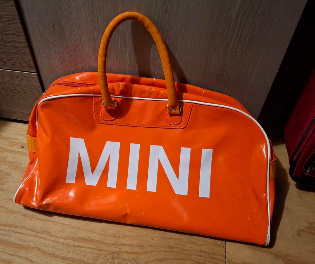 MINI tas - Oranje reistas met lichte gebruikerssporen, Ophalen, Gebruikt, Oranje