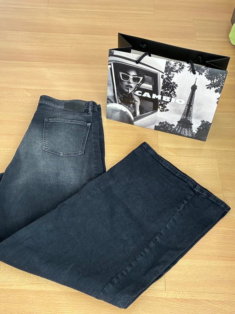 Cambio jeans, model Palazzo maat 44, Kleding | Dames, Spijkerbroeken en Jeans, Ophalen of Verzenden, Zo goed als nieuw, Zwart