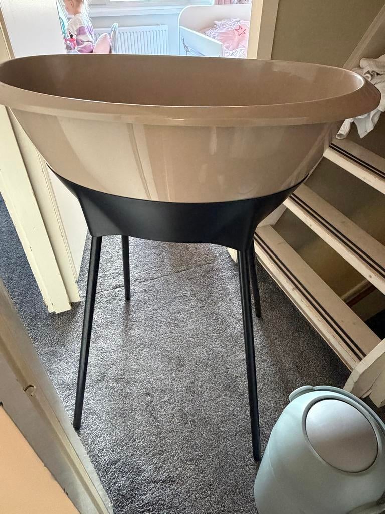 Luna babybadje met standaard en badstop - Zo goed als nieuw, Zo goed als nieuw, Badje, Standaard, Ophalen