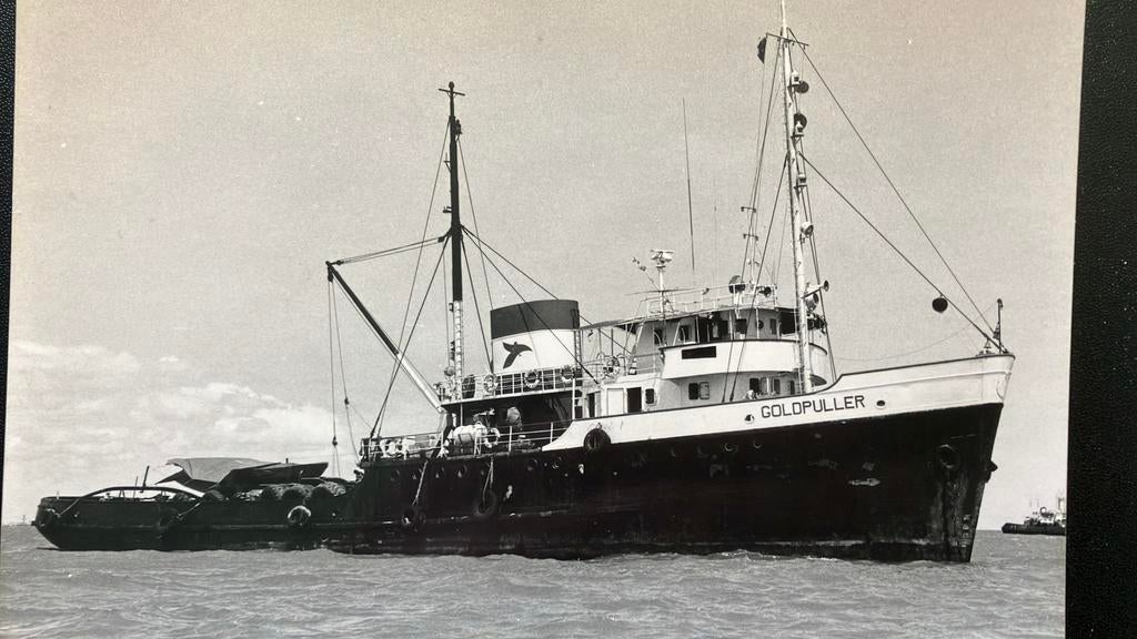 Sleepboot Smit   ex OCEAAN  '51 als GOLDPULLER, Ophalen of Verzenden, Zo goed als nieuw, Kaart, Foto of Prent